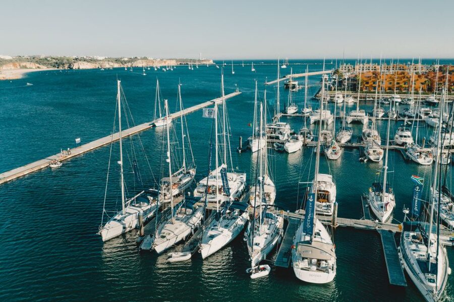 Boat in Algarve - Luxury Catamaran - Portimão - Should you book the Portimão catamaran charter?