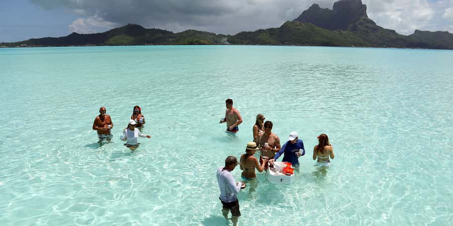 Bora Bora: Half Day Catamaran Sailing & Snorkelling - Who should book this outing