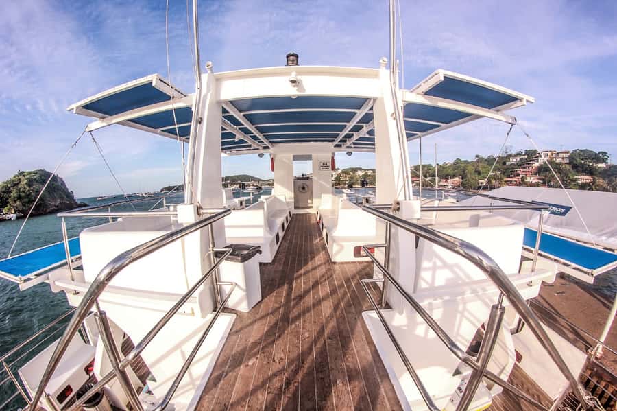 Búzios: Catamaran Boat Tour - Key points to know before booking