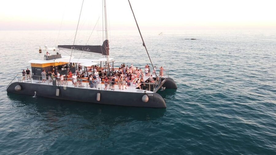 Cádiz: Sunset Catamaran Cruise Tours - Why a sunset cruise suits Cádiz