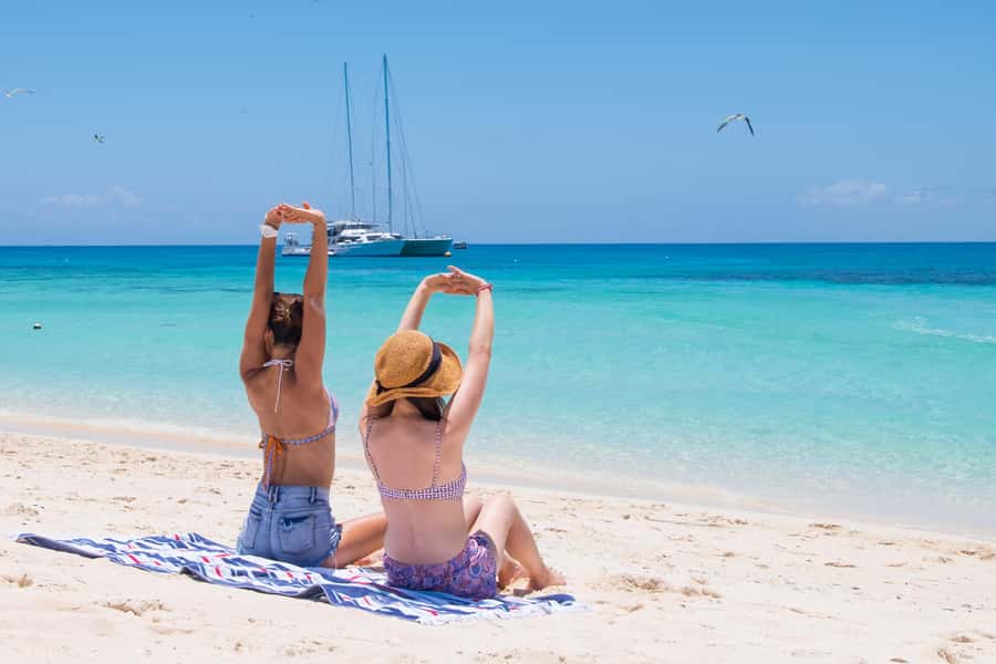 Cairns: Ocean Spirit Great Barrier Reef Full Day Tour - Should you book this Michaelmas Cay day trip?