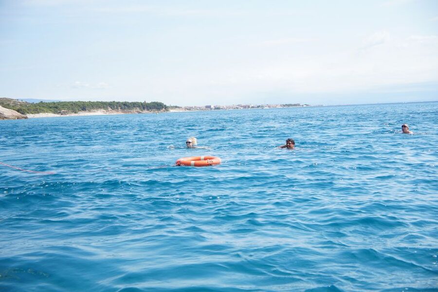 Cambrils: Costa Dorada Catamaran Day Cruise with BBQ Lunch - Key points to know before booking