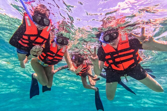 Cancun : All Inclusive Catamaran Tour to Isla Mujeres - Isla Mujeres with limited time