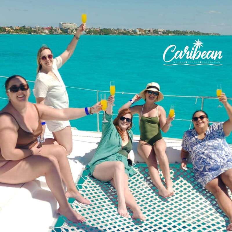 Cancun: Isla Mujeres Catamaran + Coco Bongo Show - The sunset return to Cancun