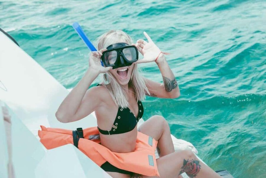 Cancun: Premium Catamaran with Transportation & Dock fee - The return sail and hotel drop-off