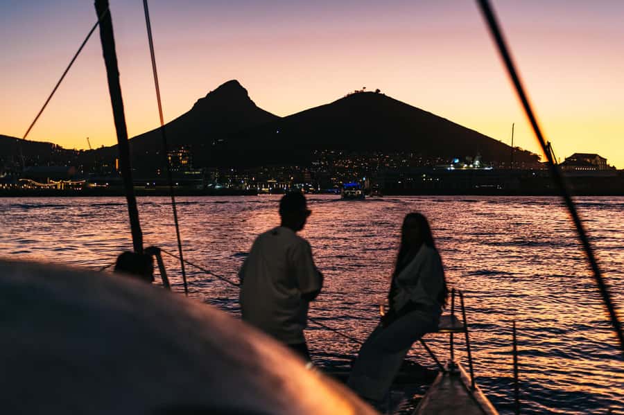 Cape Town: Sunset Catamaran Cruise on Table Bay with Bubbles - Setting out from the V&A Waterfront
