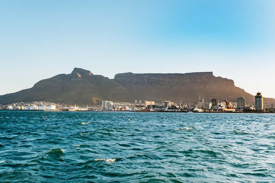 Cape Town: Sunset Catamaran Cruise on Table Bay with Bubbles - Sunset over Table Bay with two glasses of bubbles