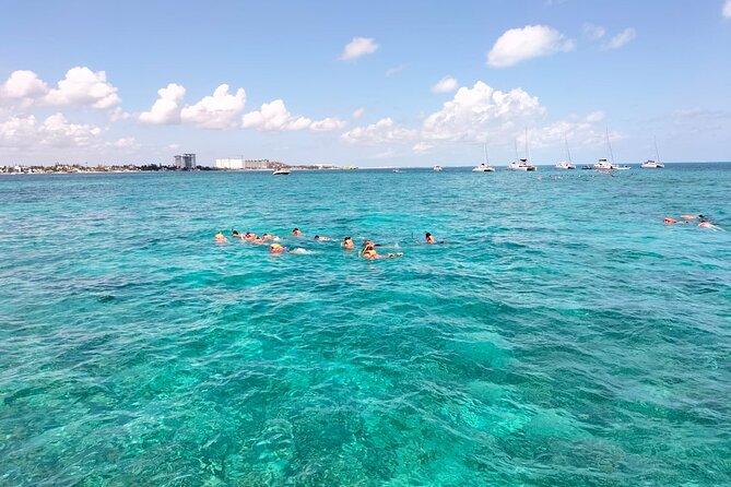 Catamaran Albatros Platinum & Beach club & Open bar & Isla Mujeres - AMAZONA Beach Club and the Balinese beds