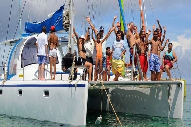Catamaran, BBQ, Ile Gabriel , Ile Plate ,Coin de Mire - Rum, tea, and the story of plantation Mauritius