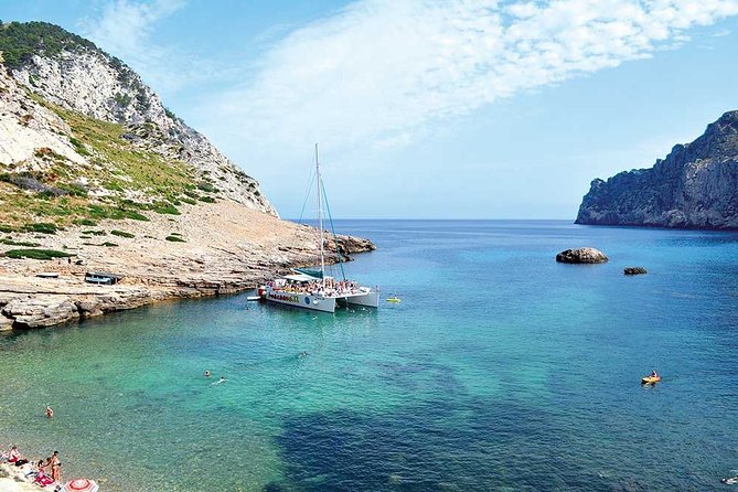 Catamaran Cruise from Port d'Alcudia with Lunch and Swim Stop - Who Will Enjoy This Alcúdia Cruise?
