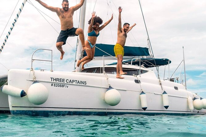 Catamaran Cruise in Riviera Maya With Snorkeling & Beach Club - What the crew adds to the experience