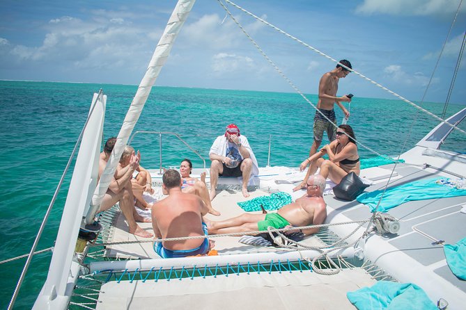Catamaran cruise to Ile aux cerfs with bbq lunch - Ile aux Cerfs and the question of beach time