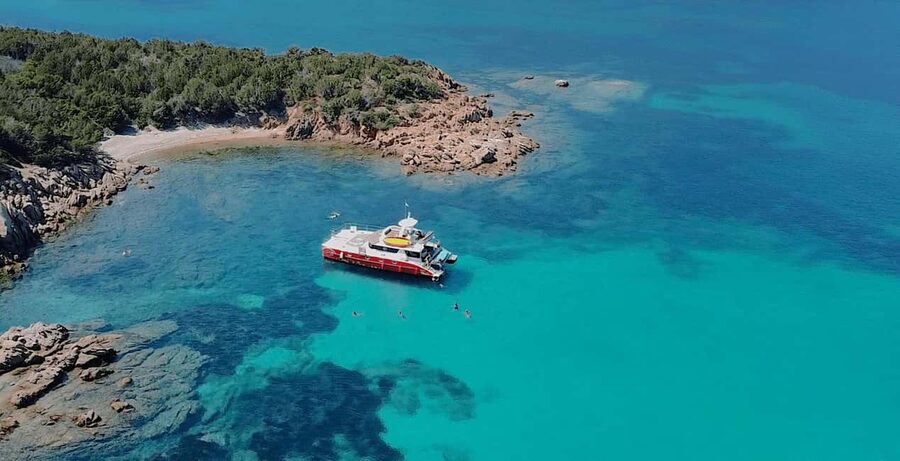 Catamaran cruise to the Lavezzi Islands - Carrataghju gives you an easy start