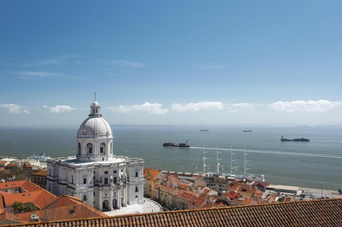 Catamaran Cultural Tour through Lisbon - Key points at a glance