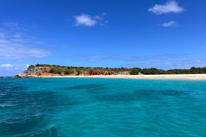 Catamaran Day Sail - Creole Rock and the first snorkeling stop