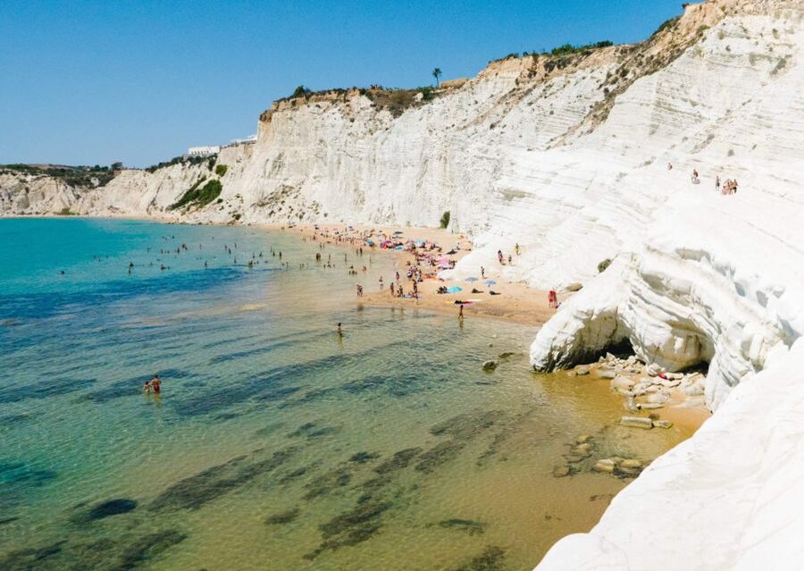 Catamaran excursions to the Scala dei Turchi - A local aperitif on the catamaran