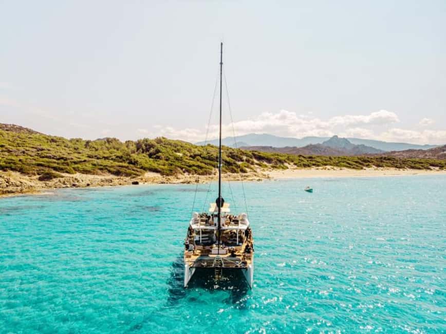 Catamaran half-day excursion - The coast and its lesser-known coves