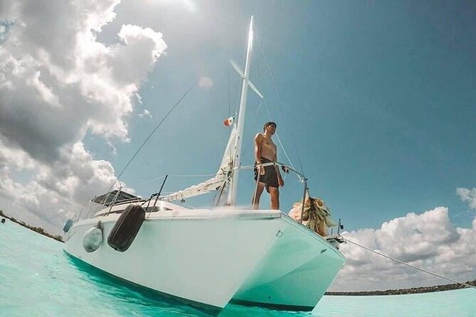 Catamaran Isla Mujeres Drinks and Lunch Party - Key points to know before booking