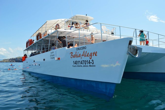 Catamaran Islas Marietas - Snorkel & Open Bar - The optional visit to Hidden Beach