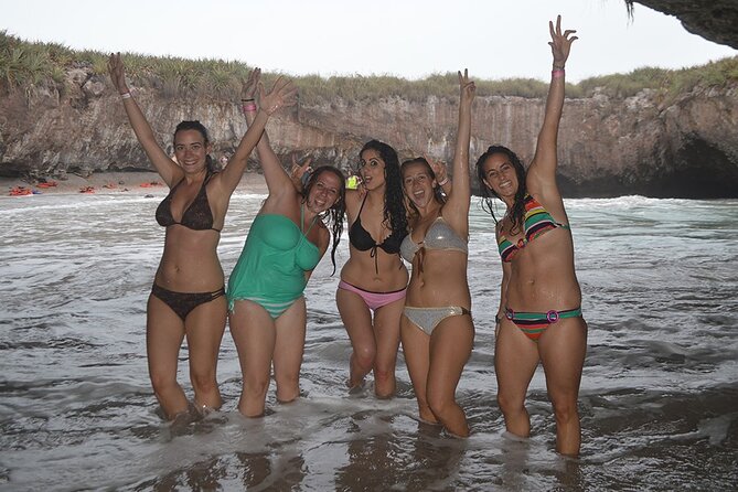 Catamaran Islas Marietas - Snorkel & Open Bar - Who should book this island trip?
