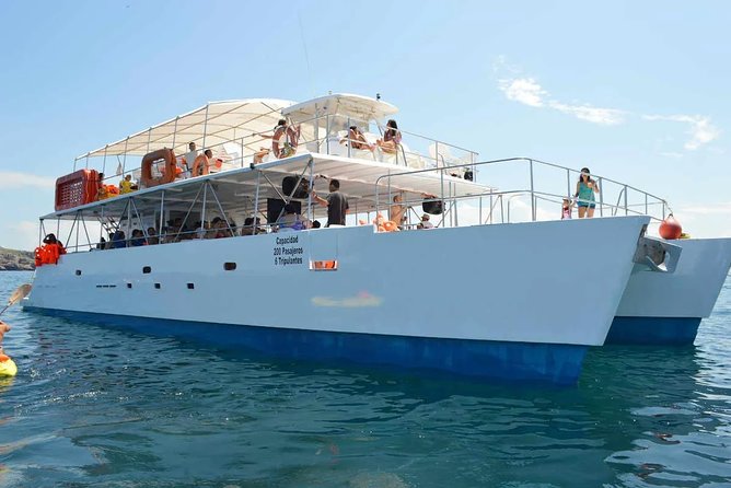Catamaran Islas Marietas - Snorkel & Open Bar - Arriving at the Marietas Islands National Park