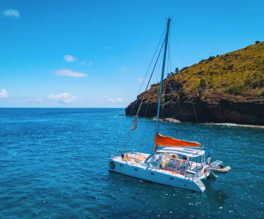 Catamaran Mauritius Cruise in the North Coasts - The hour-long crossing to Flat Island
