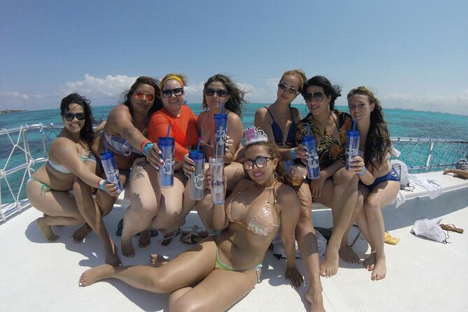 Catamaran Party Boat Cancun - What the Catamaran Fragata party is really about