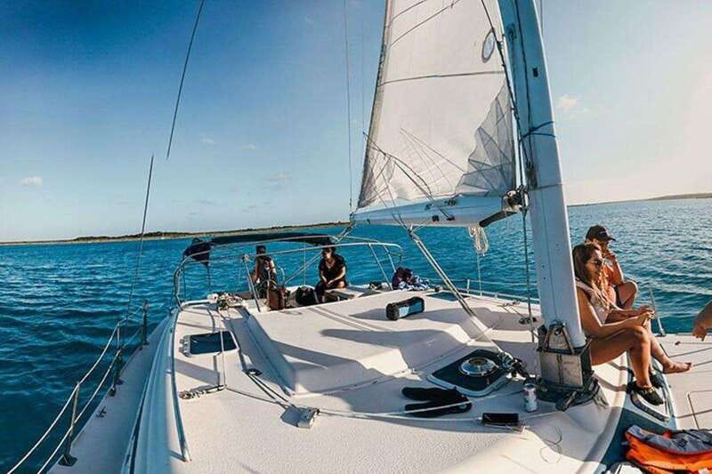 Catamaran party Isla Mujeres with drinks & lunch - Booking advice and practical details