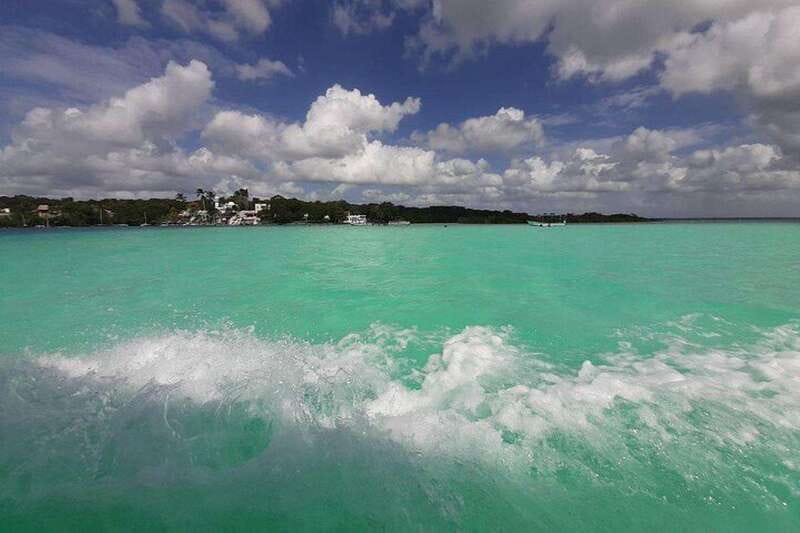 Catamaran party Isla Mujeres with drinks & lunch - Two and a half hours to see Isla Mujeres