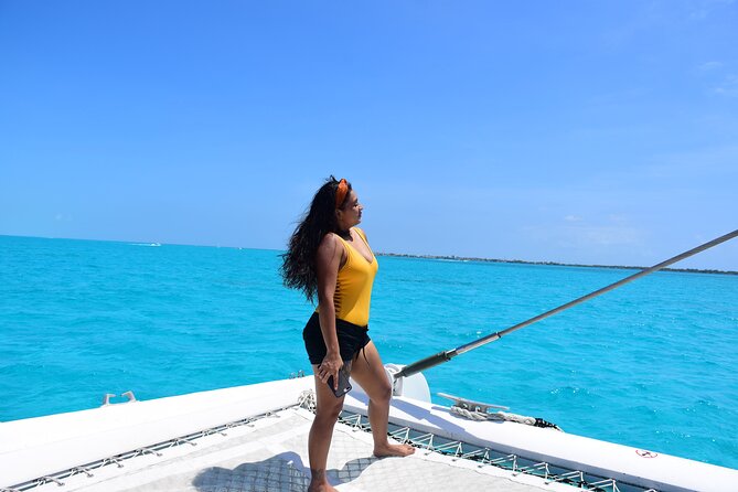 Catamaran Party on the Caribbean Sea to Isla Mujeres - Getting to Marina Las Perlas in Cancun