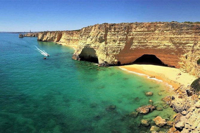 Catamaran Private Tour - Benagil & Marinha Beach - (28 PAX) - Leaving Portimão at 2 p.m.