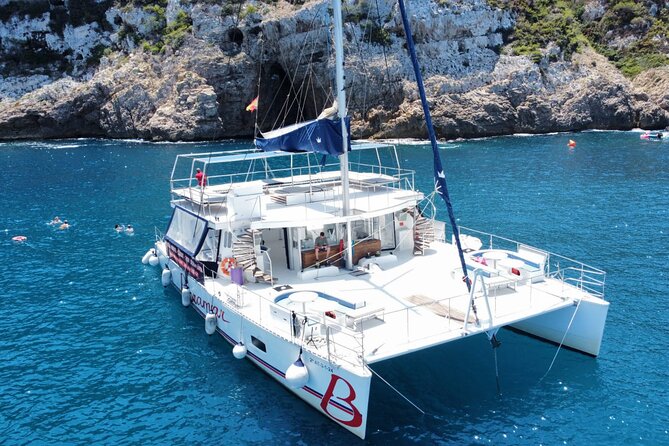 Catamaran ride at sunset from the Port of Denia - What to expect at the Denia meeting point