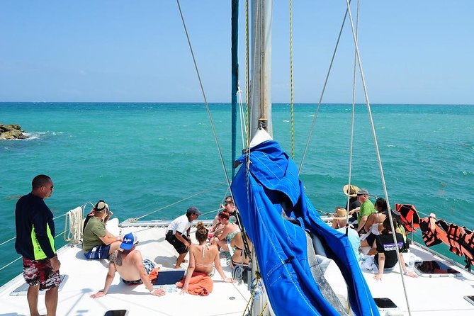 Catamaran Sail and Snorkeling Tour with Open Bar in Puerto Morelos - What to pack for this Puerto Morelos day
