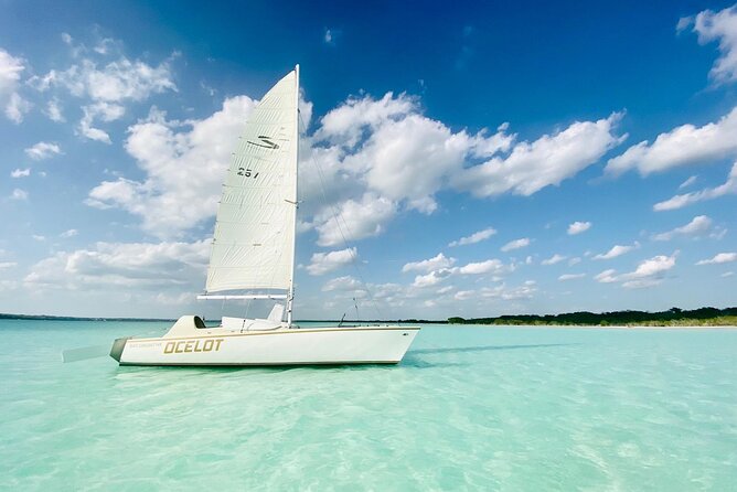 Catamaran Sailboat Bacalar Excursions - Key points to know before you sail