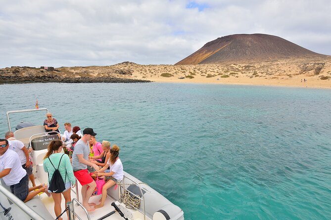 Catamaran Sailing Day To La Graciosa with Lunch - Champagne, snacks, and the first hour at sea
