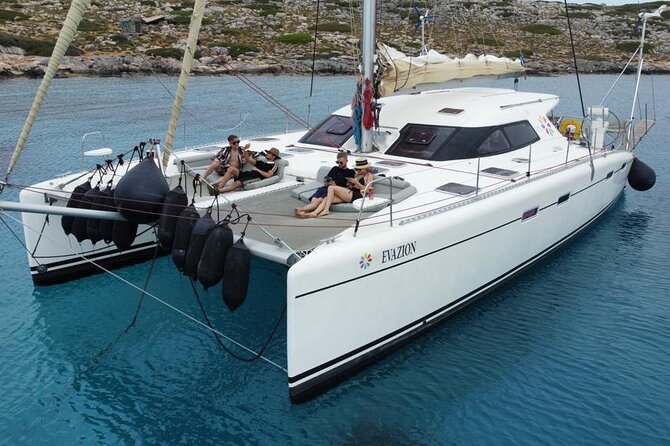 Catamaran Sailing Trip - All Inclusive - Swimming, snorkeling, and stand-up paddleboarding