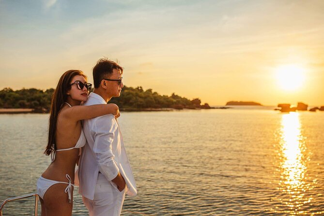 Catamaran Sarita Phu Quoc Private Luxury Sunset Sail - The 5:30 PM cruise toward Sunset Town