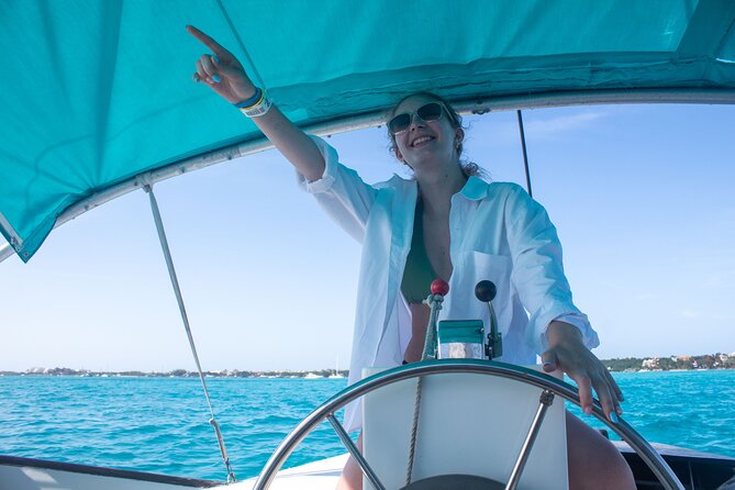 Catamaran Snorkeling with Openbar & Lunch Cancun to Isla Mujeres - What the $61 price really covers