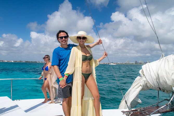 Catamaran Snorkeling with Openbar & Lunch Cancun to Isla Mujeres - What snorkeling means here