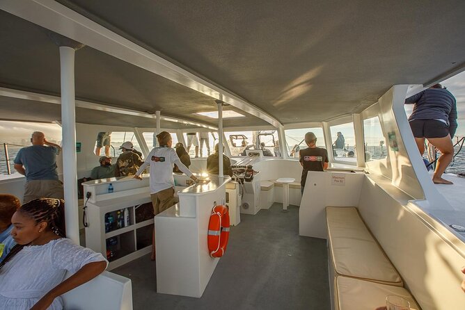 Catamaran Sunset Champagne Cruise Cape Town - Why the temperature drops after sunset