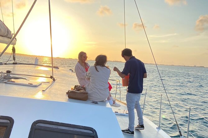 Catamaran Sunset Sail - Boarding at Dockyard and settling in
