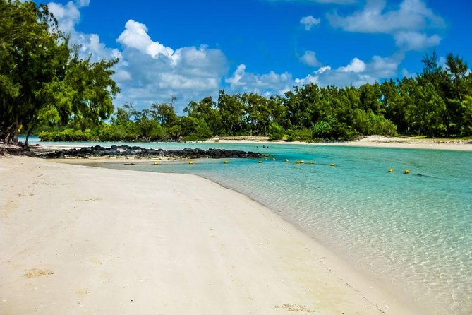 Catamaran to Ile aux Cerf with Parasailing, Tube Riding & Lunch - Parasailing: the day’s main thrill