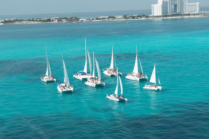 Catamaran to Isla Mujeres - Snorkeling in the Caribbean waters