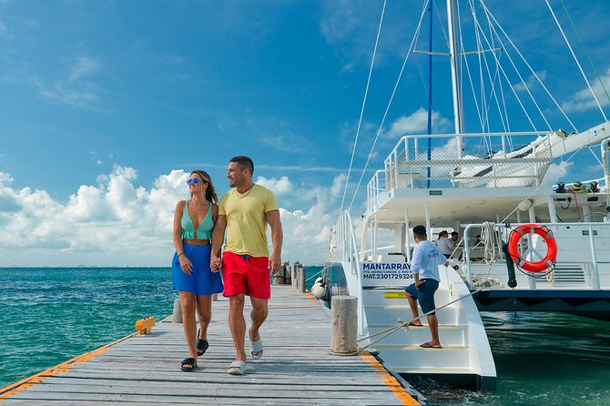 CATAMARAN to Isla Mujeres, Snorkel & Beach Club by Xcaret - Zaza Yacht & Beach Club on Isla Mujeres