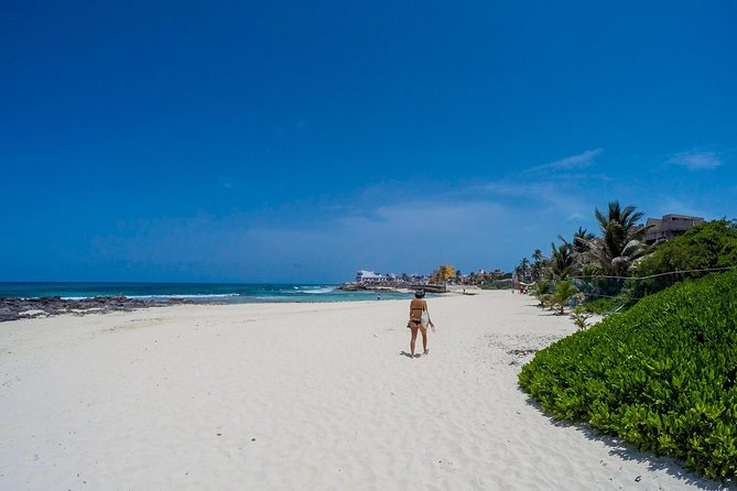 Catamaran to Mujeres Island with Open Bar on Board from Cancun - What the $63.75 Price Really Covers