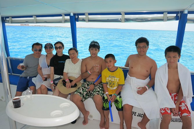 Catamaran Tour to Isla Mujeres all Included - North Beach and the short stop in town