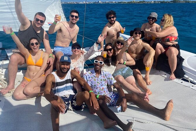 Catamaran Tour to Isla Mujeres Cancun - The return to Cancun and hotel transport