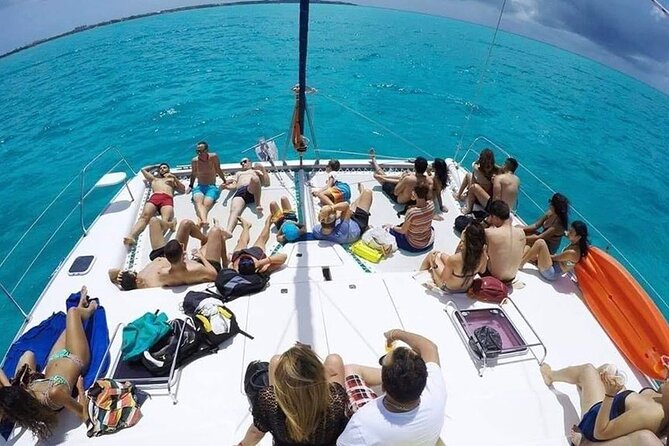 Catamaran Tour to Isla Mujeres from Cancún with Bar and Lunch - Snorkeling near Isla Mujeres