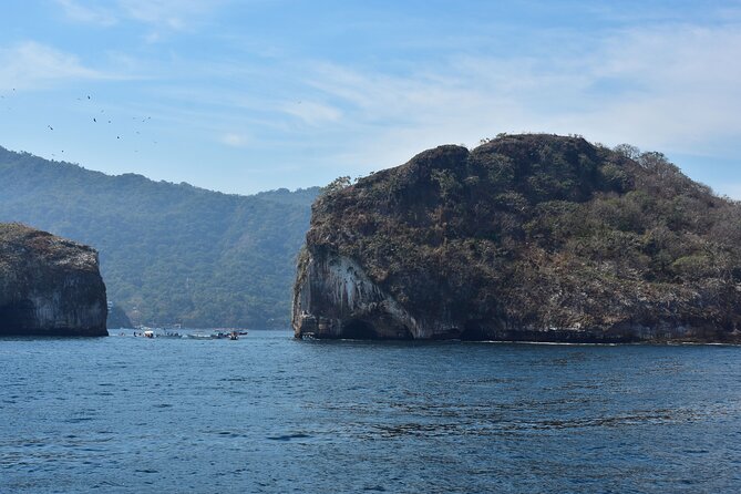 Catamaran Tour to the Arches, Playa las Animas, Snorkeling and more - A long day from Puerto Magico