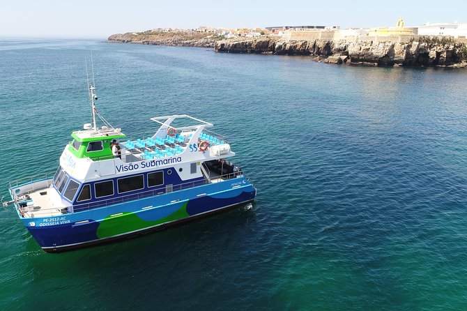 Catamaran trip to Berlengas Island + visit to the caves - The catamaran crossing from Peniche